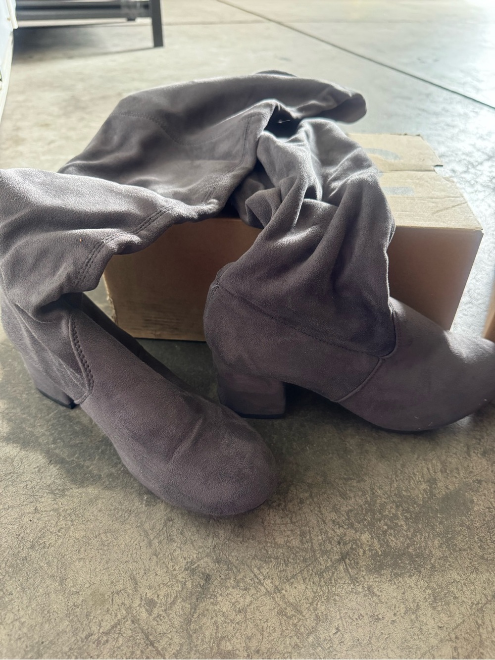 Women's Slate Gray Suede Knee-High Block Heel Boots